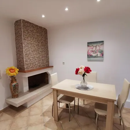 Pangalis Romantica *