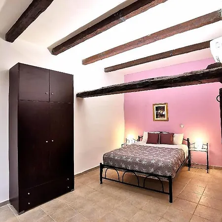 Pangalis Romantica *