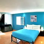 Pangalis Romantica شقة